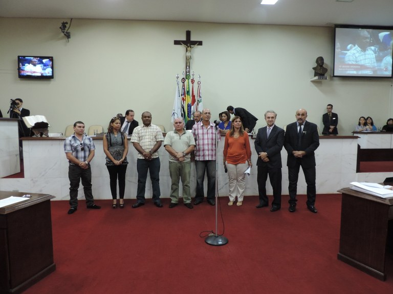 Médicos estrangeiros foram apresentados na 15ª Sessão Ordinária