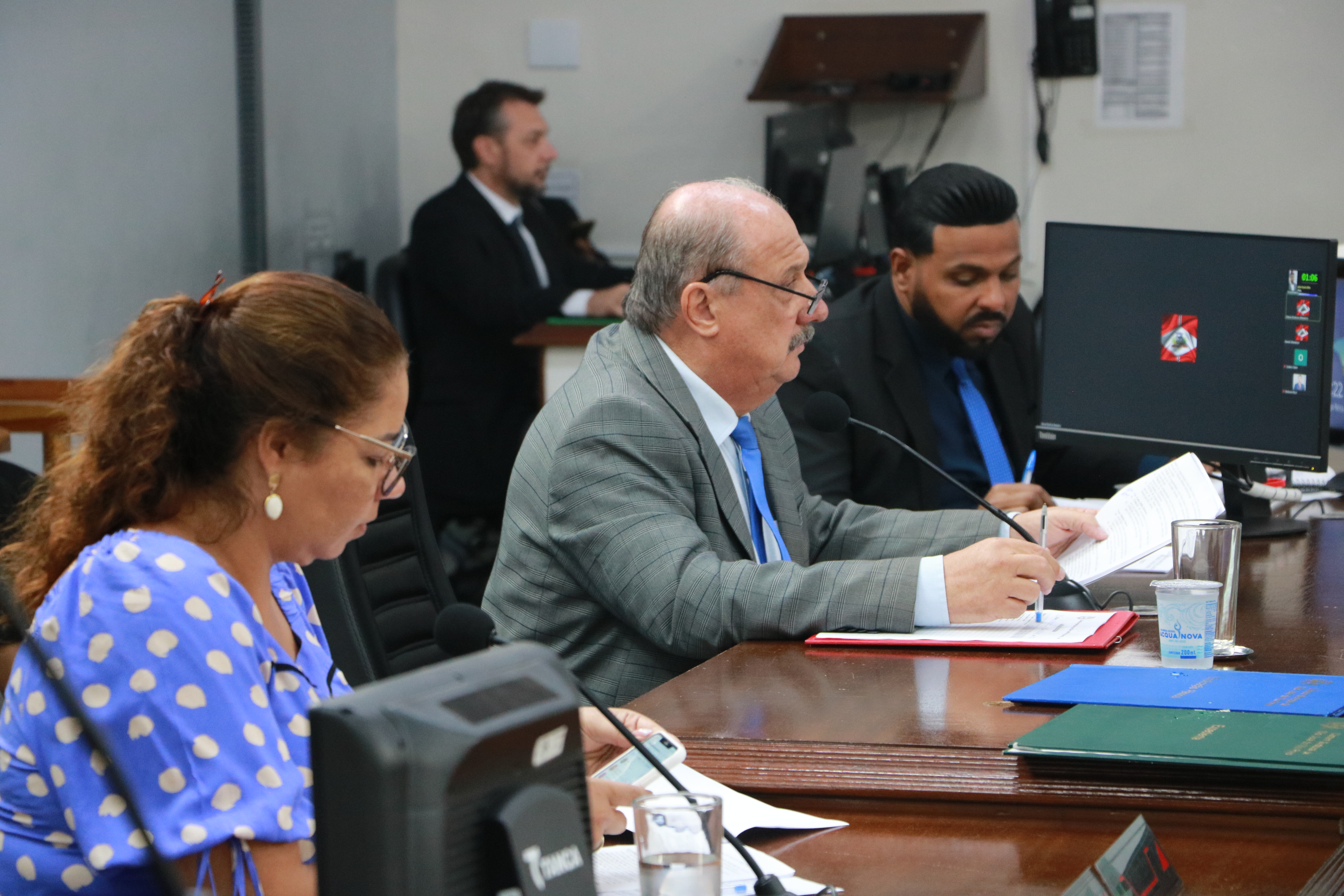 Vereadores analisam projeto do Executivo durante 10ª e 11ª sessões extraordinárias