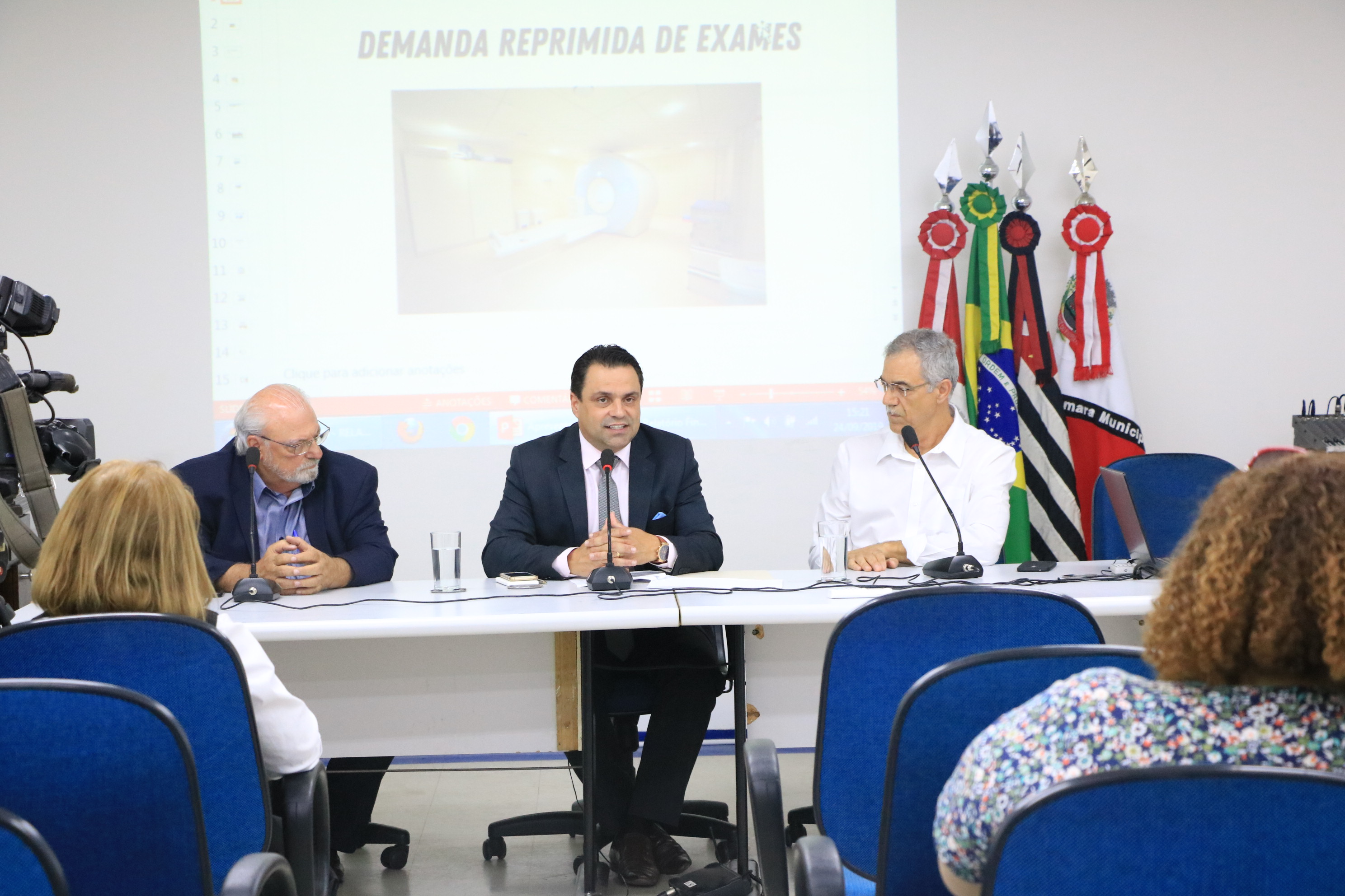 Audiência foi realizada no auditório da Câmara