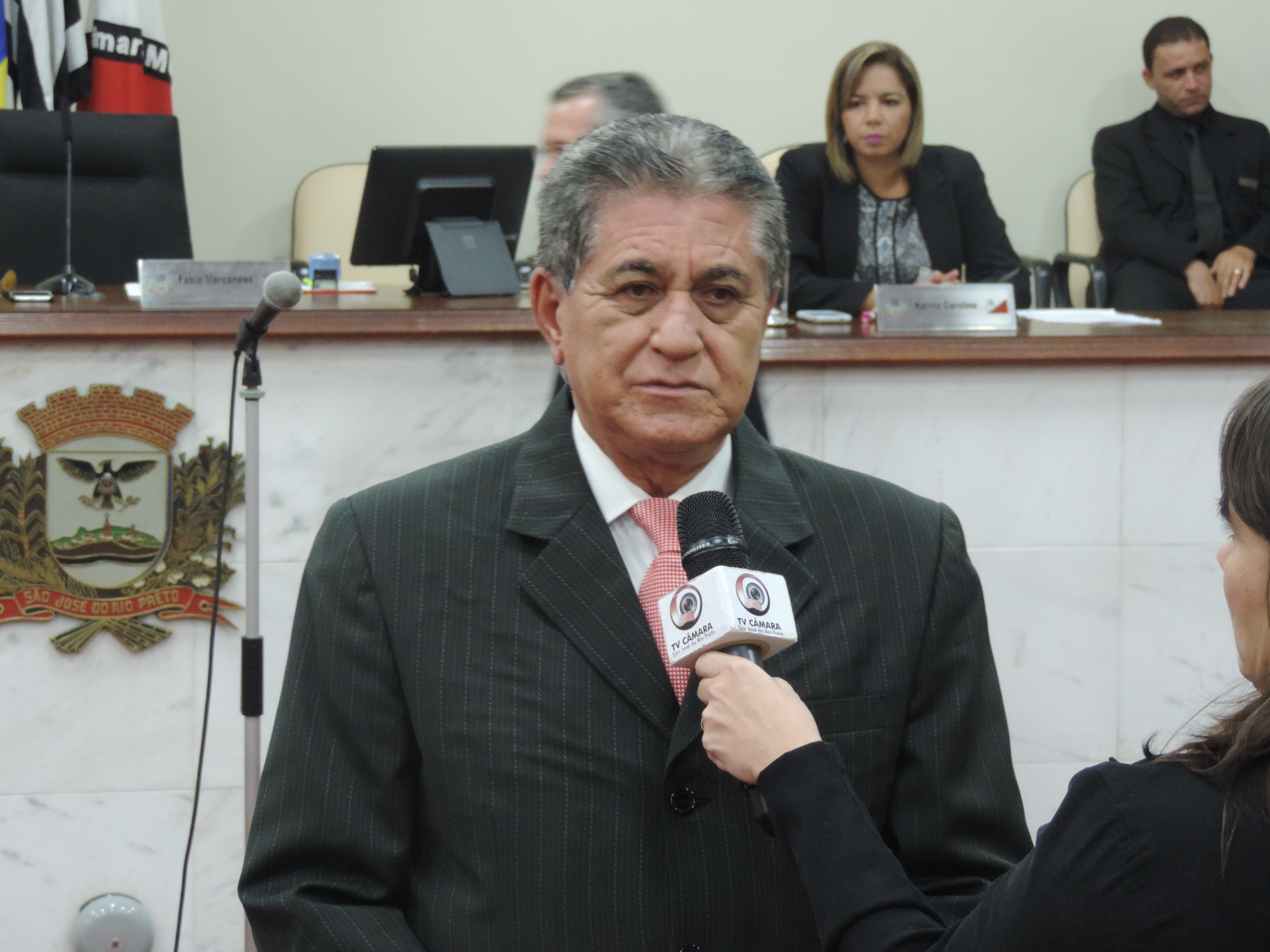 Dourival acha que Justiça não está alertando eventuais compradores de que local do Teixeirão só pode ser usado para prática esportiva