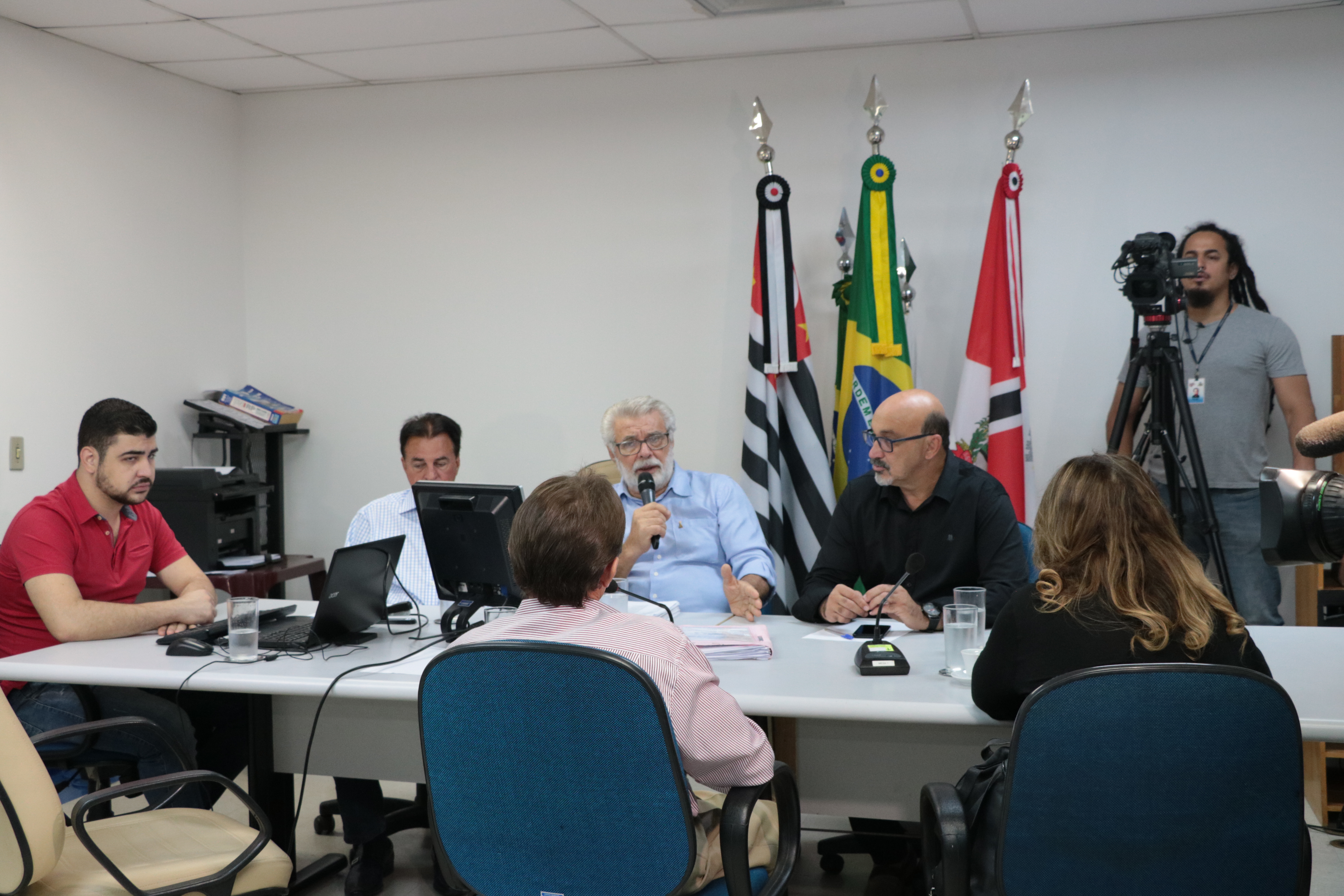 Acareação foi realizada no auditório da Câmara Municipal