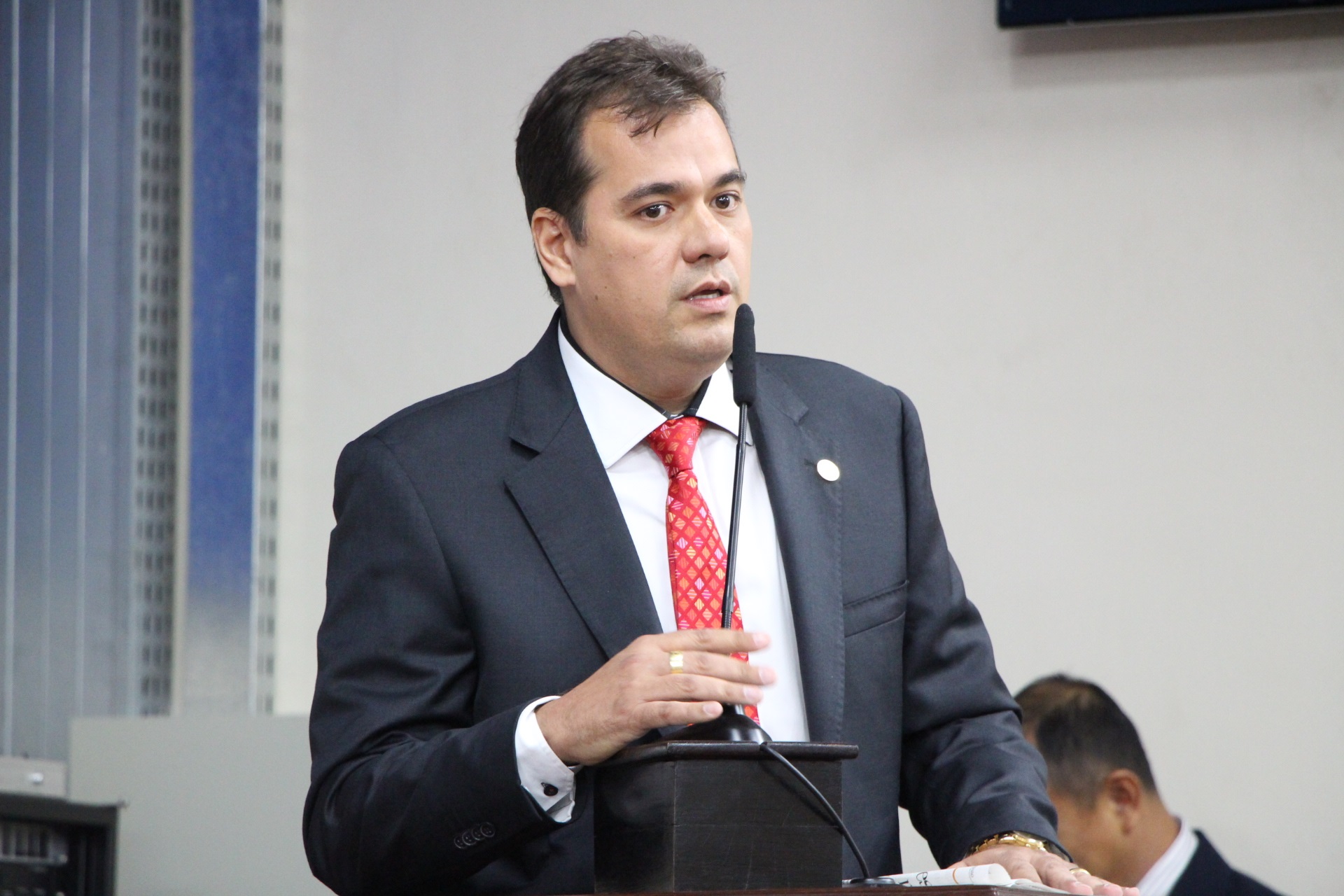 Marcondes propõe isenção de IPTU para doentes degenerativos